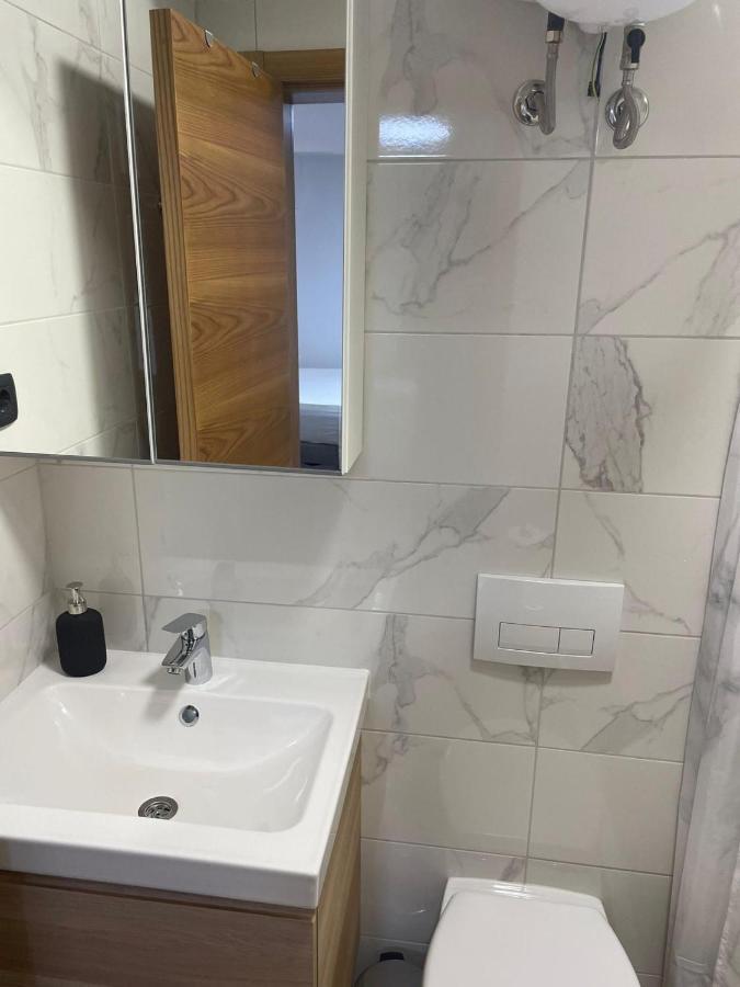 Apartments Anka Pula Eksteriør billede