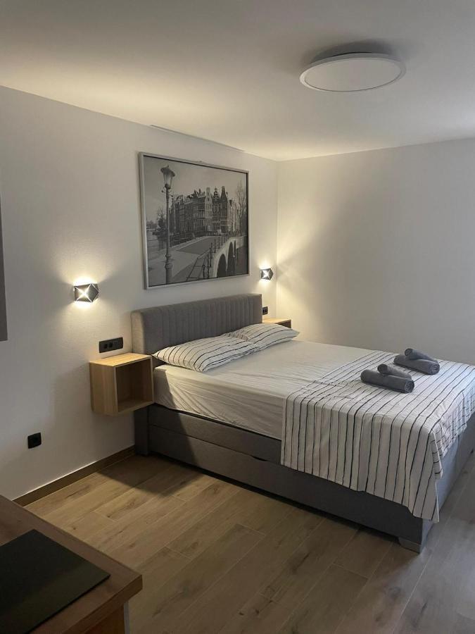 Apartments Anka Pula Eksteriør billede